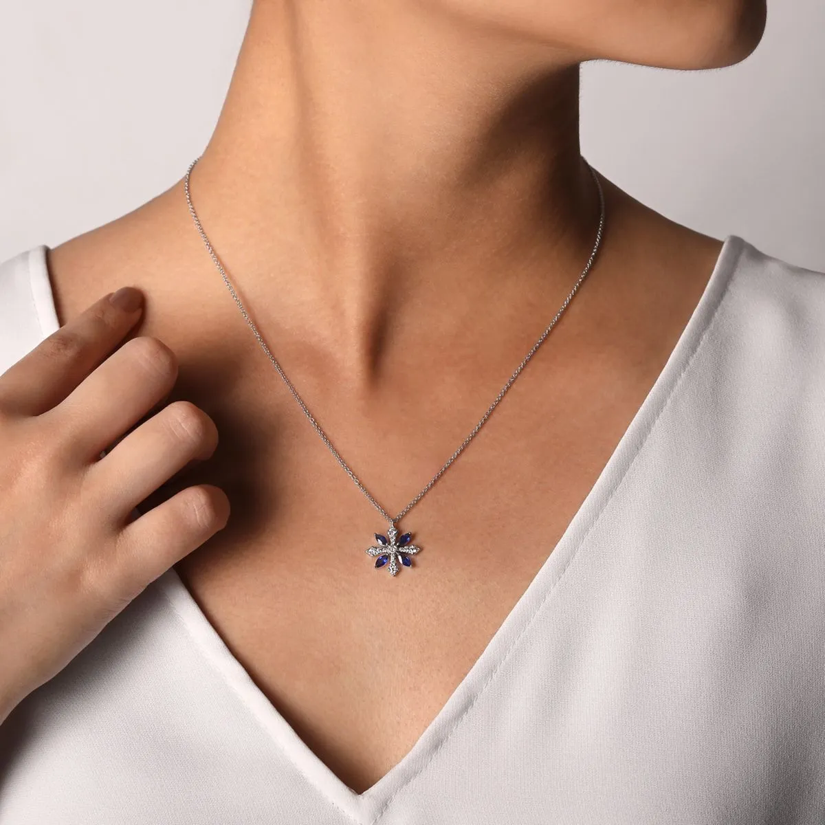 14K White Gold Sapphire and Diamond Star Pendant Necklace