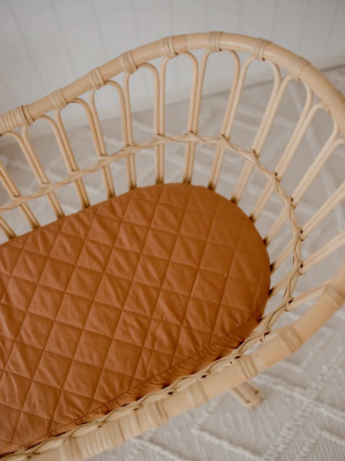 Bambella Waterproof Moses Bassinet Sheet | Chestnut