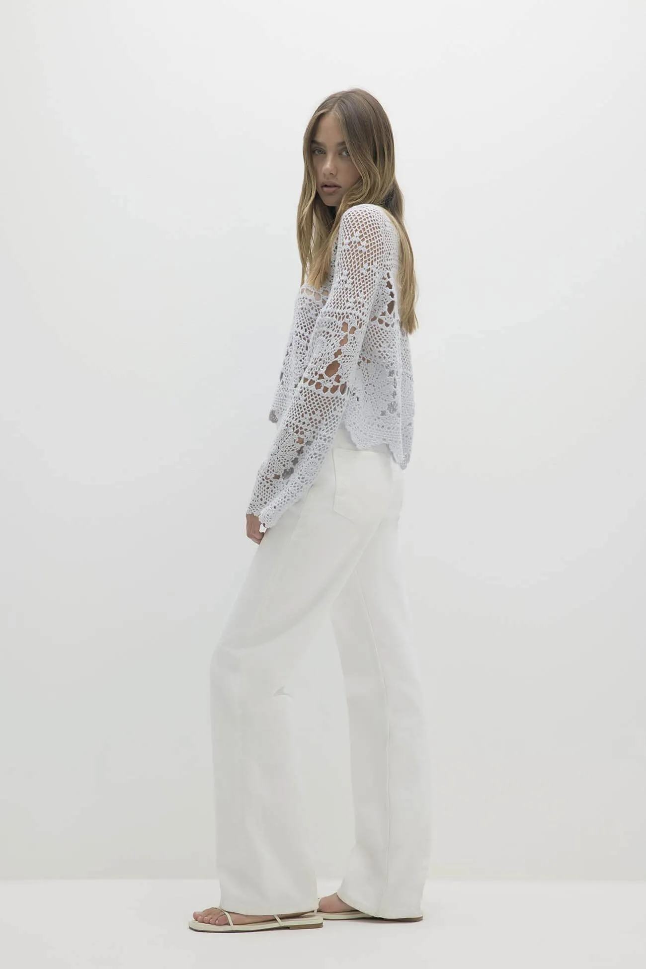 BRIA CROCHET CREWNECK