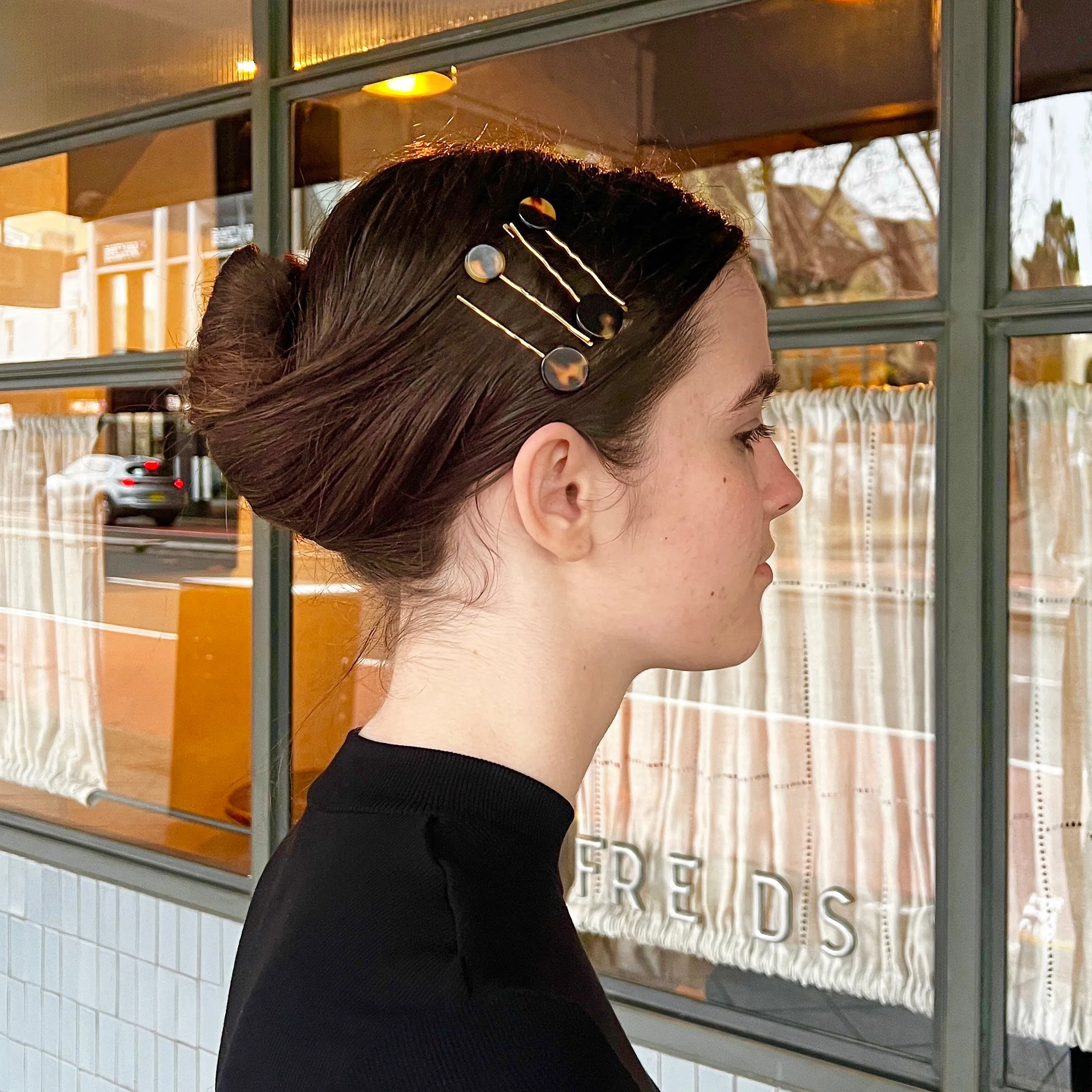 Button Onyx Hair Slide Set