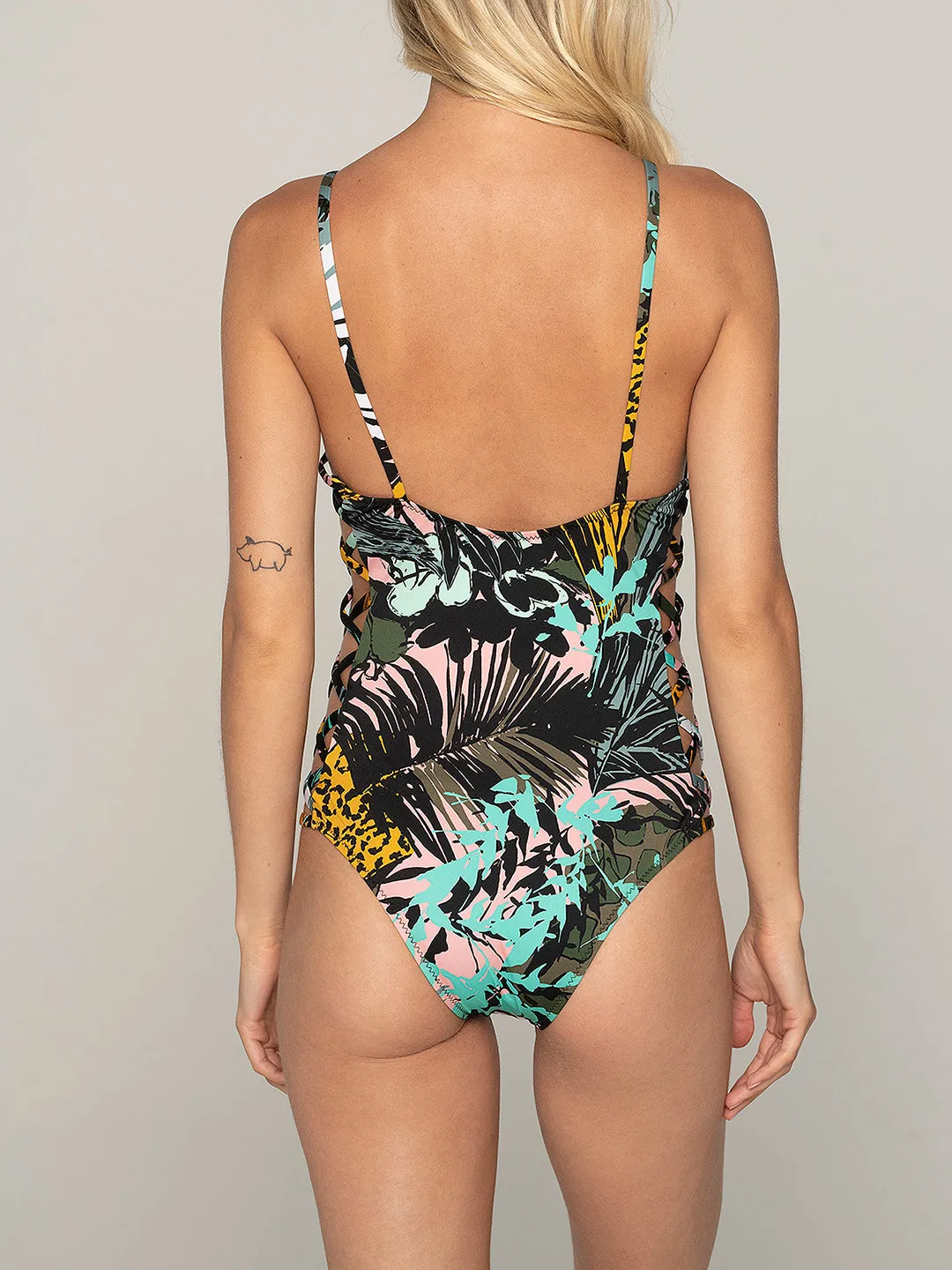 Cut-out One Piece - LALALAND