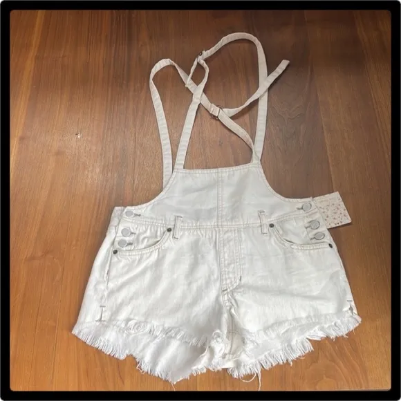 ❤️❤️Free People Strappy Shortalls White Short Overalls Sz 26