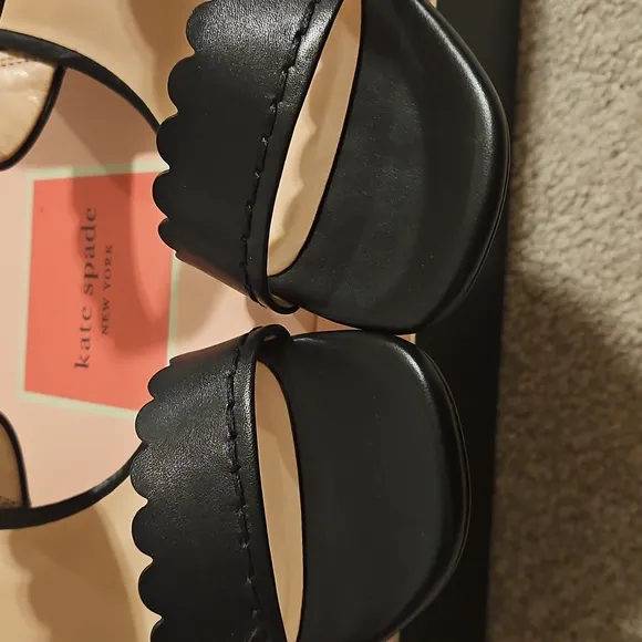 🛑KATE SPADE Chrissie Sandals
