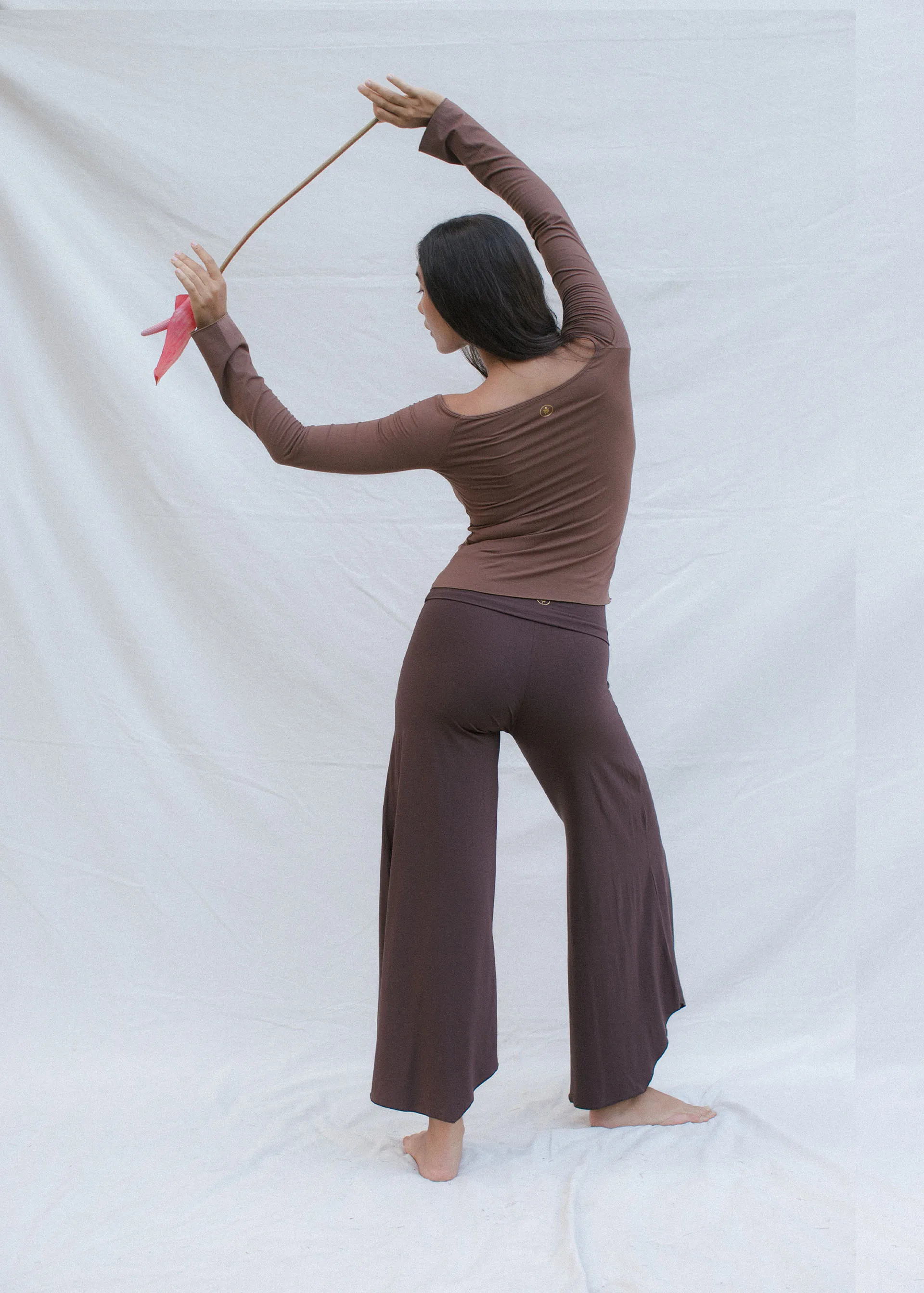 Layla Longsleeve Chocolate