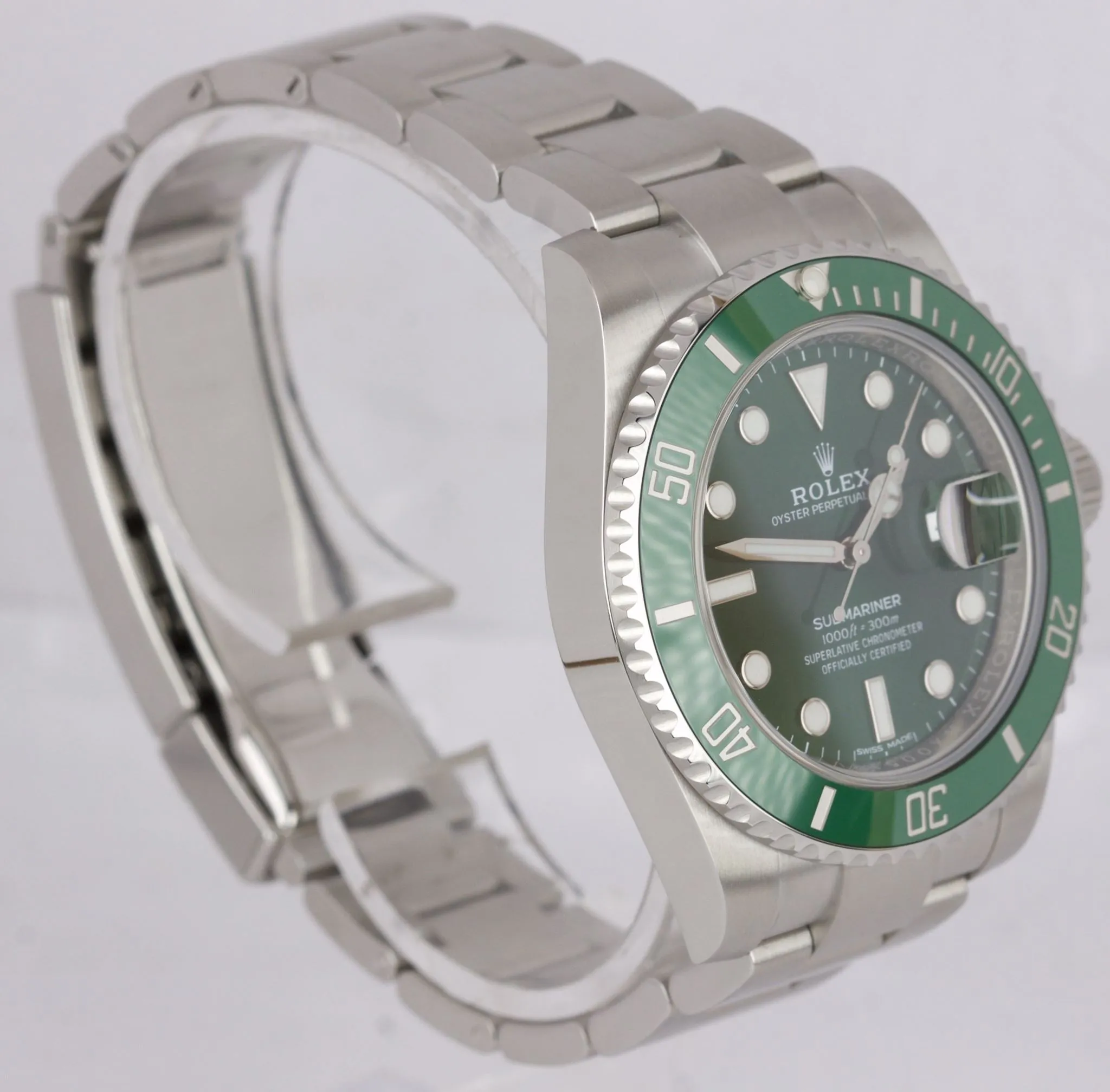 LNIB MINT 2019 Rolex Submariner Date Hulk 116610 LV Green Ceramic 40mm Watch