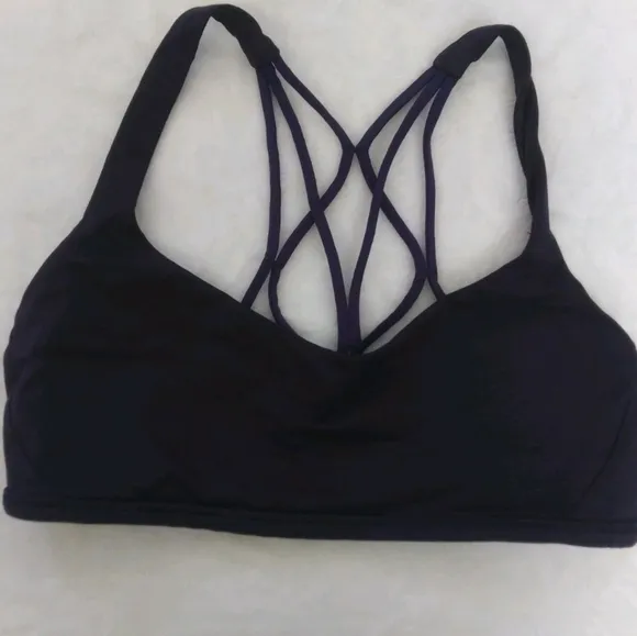 Lululemon free to be zen bra