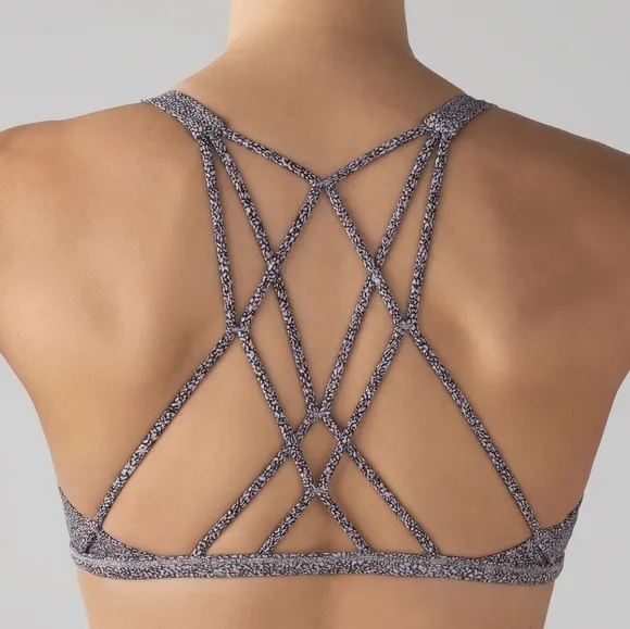 Lululemon free to be zen bra