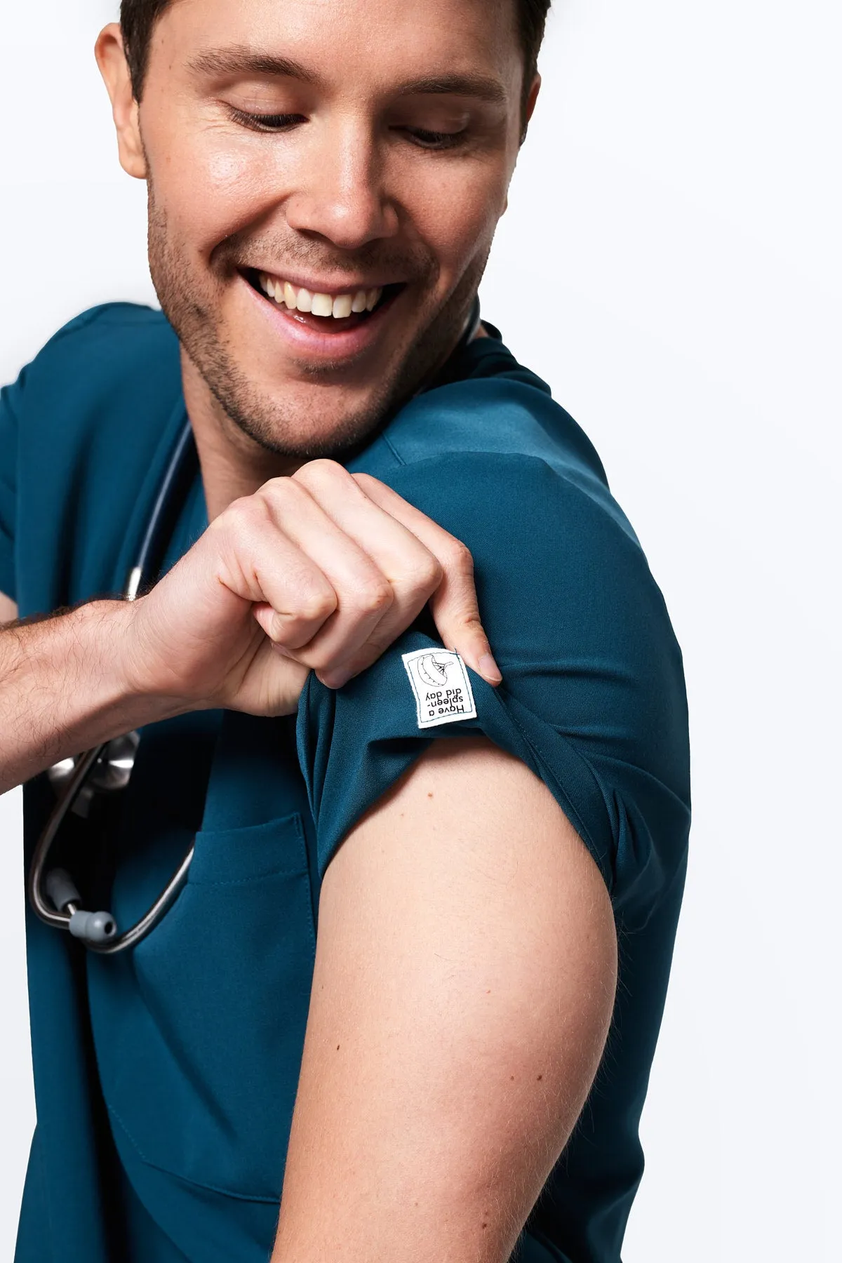 Men's 3-Pocket Scrub Top
