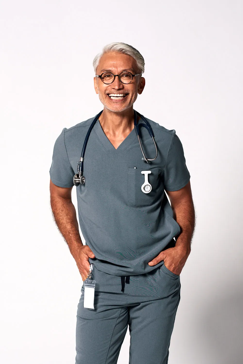Men's 3-Pocket Scrub Top