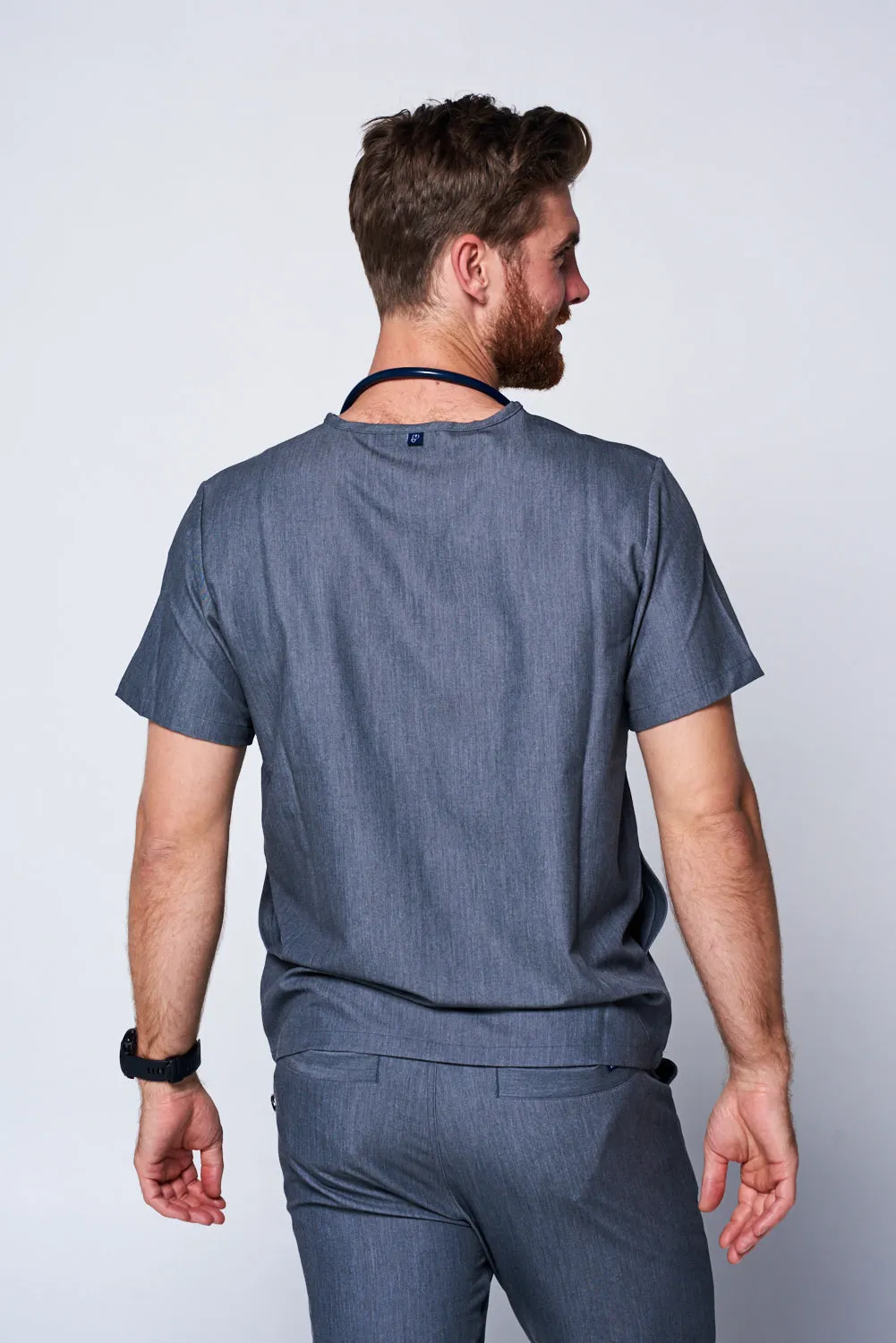 Men's 3-Pocket Scrub Top