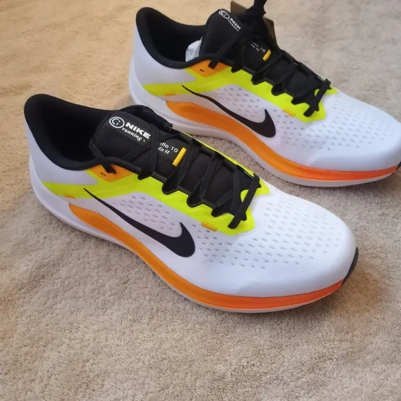 NWT Nike Winflo 10 Air