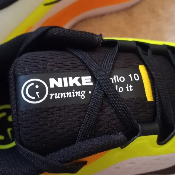 NWT Nike Winflo 10 Air