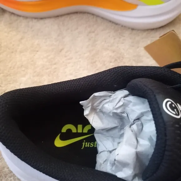 NWT Nike Winflo 10 Air