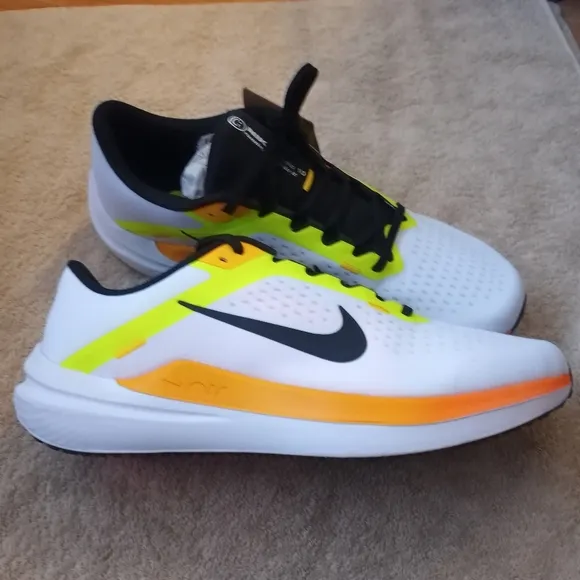 NWT Nike Winflo 10 Air