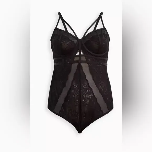NWT Torrid Strappy Studded Lace Bodysuit