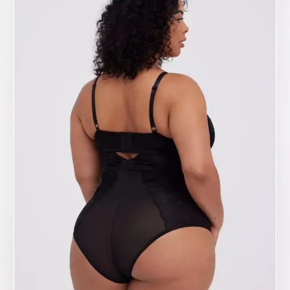 NWT Torrid Strappy Studded Lace Bodysuit