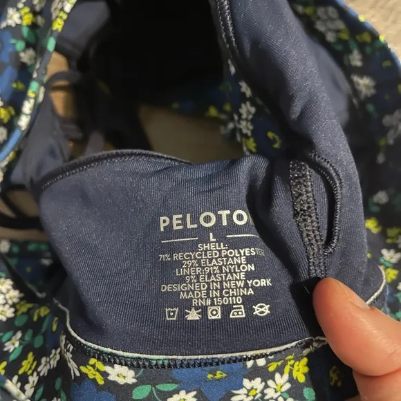 Peloton cadet strappy bra and cadent bike shorts