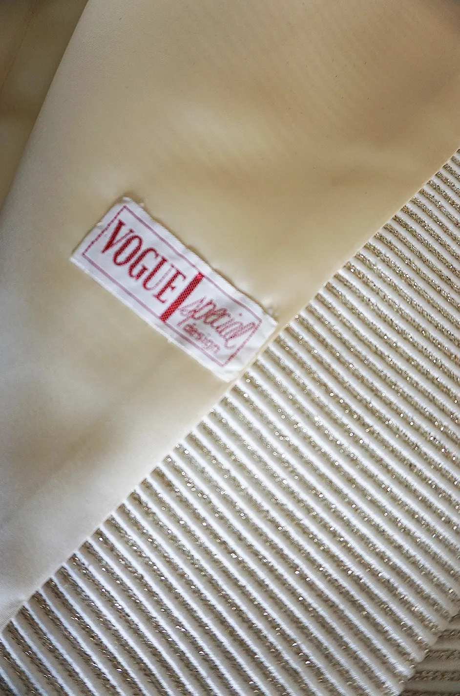 Regal 1960s Cream & Gold Thread Evening Opera Coat