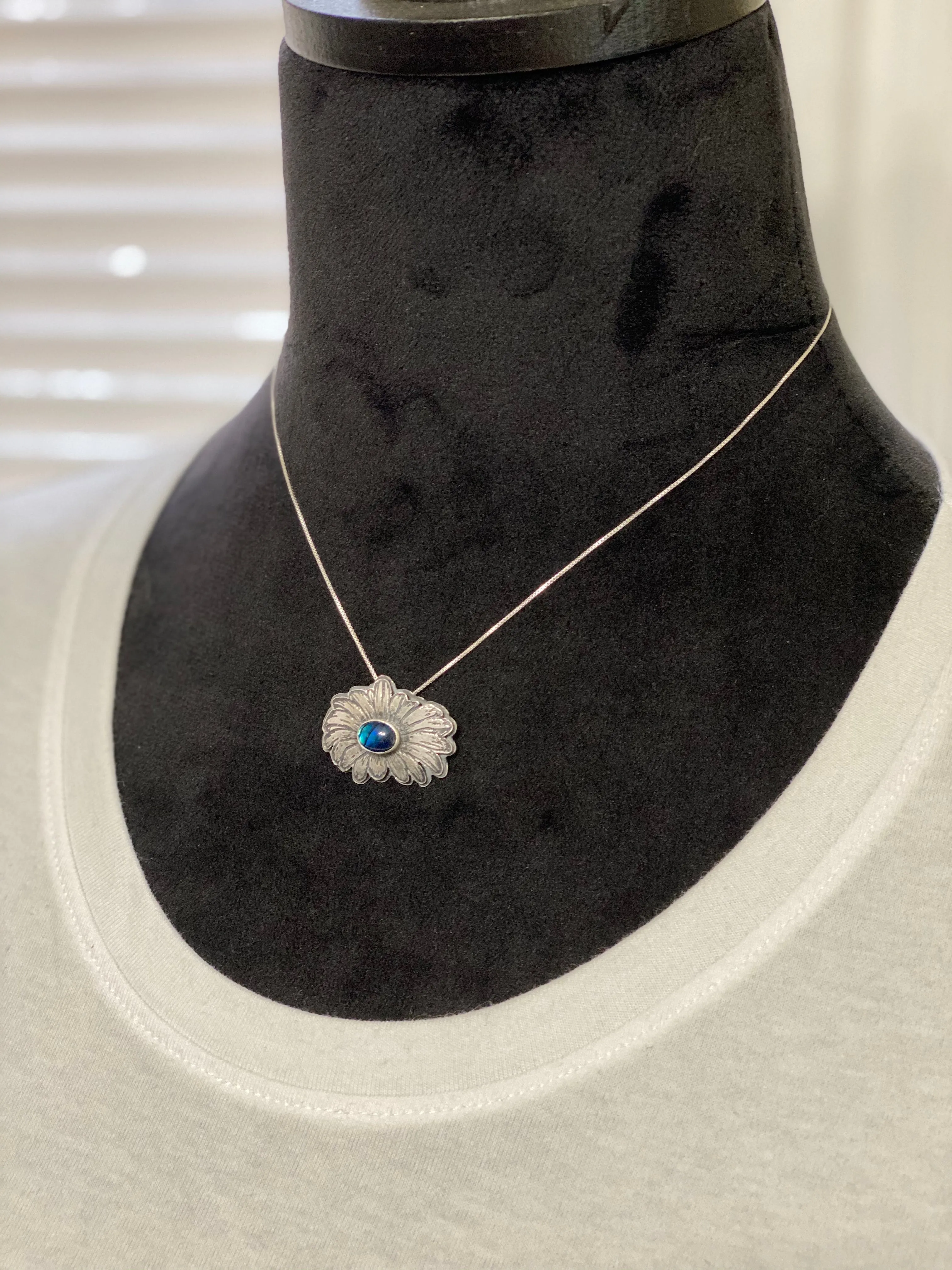 Sterling silver and abalone daisy necklace