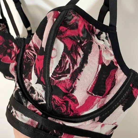 Torrid 1 BLACK PINK ROSE POWER MESH STRAPPY UNLINED UNDERWIRE LONGLINE BRALETTE