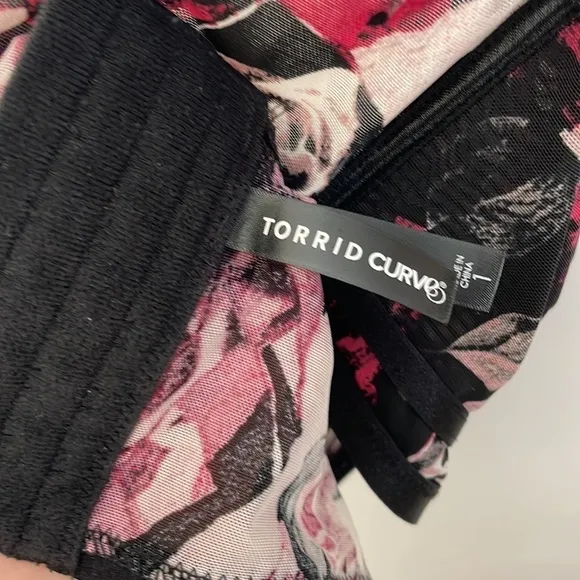 Torrid 1 BLACK PINK ROSE POWER MESH STRAPPY UNLINED UNDERWIRE LONGLINE BRALETTE